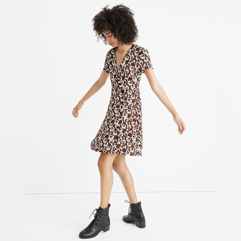 Button-Wrap Dress in Viola Floral